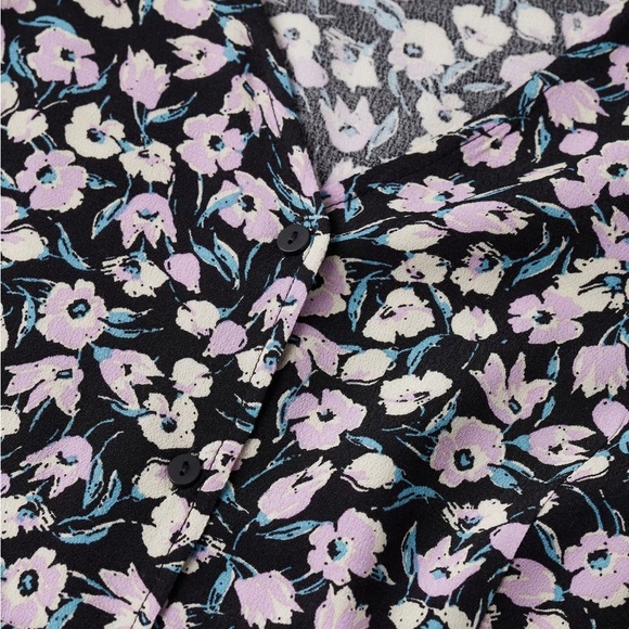 MANGO floral button up v-neck blouse size L - Picture 5 of 15